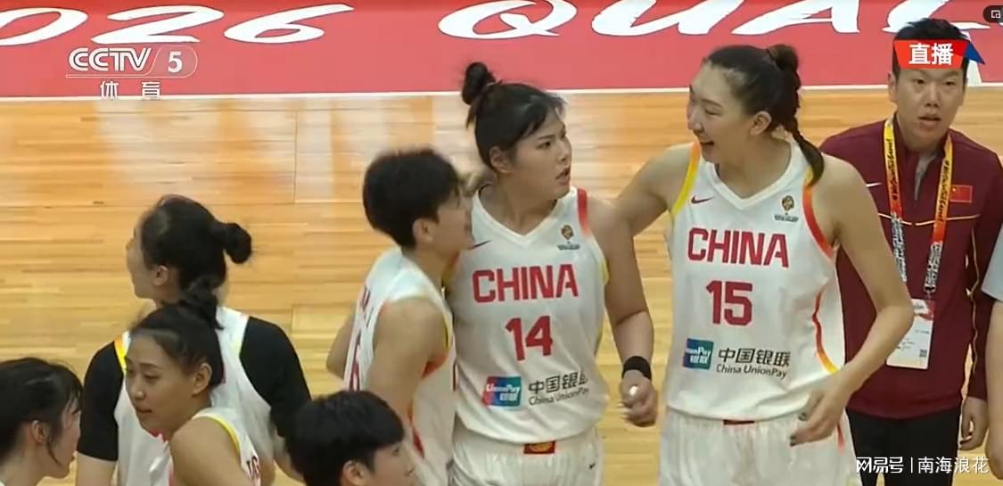 kaiyun-个大有啥用？跑跳都不行，在场4打5+罚球3中0，再迷信她付出代价